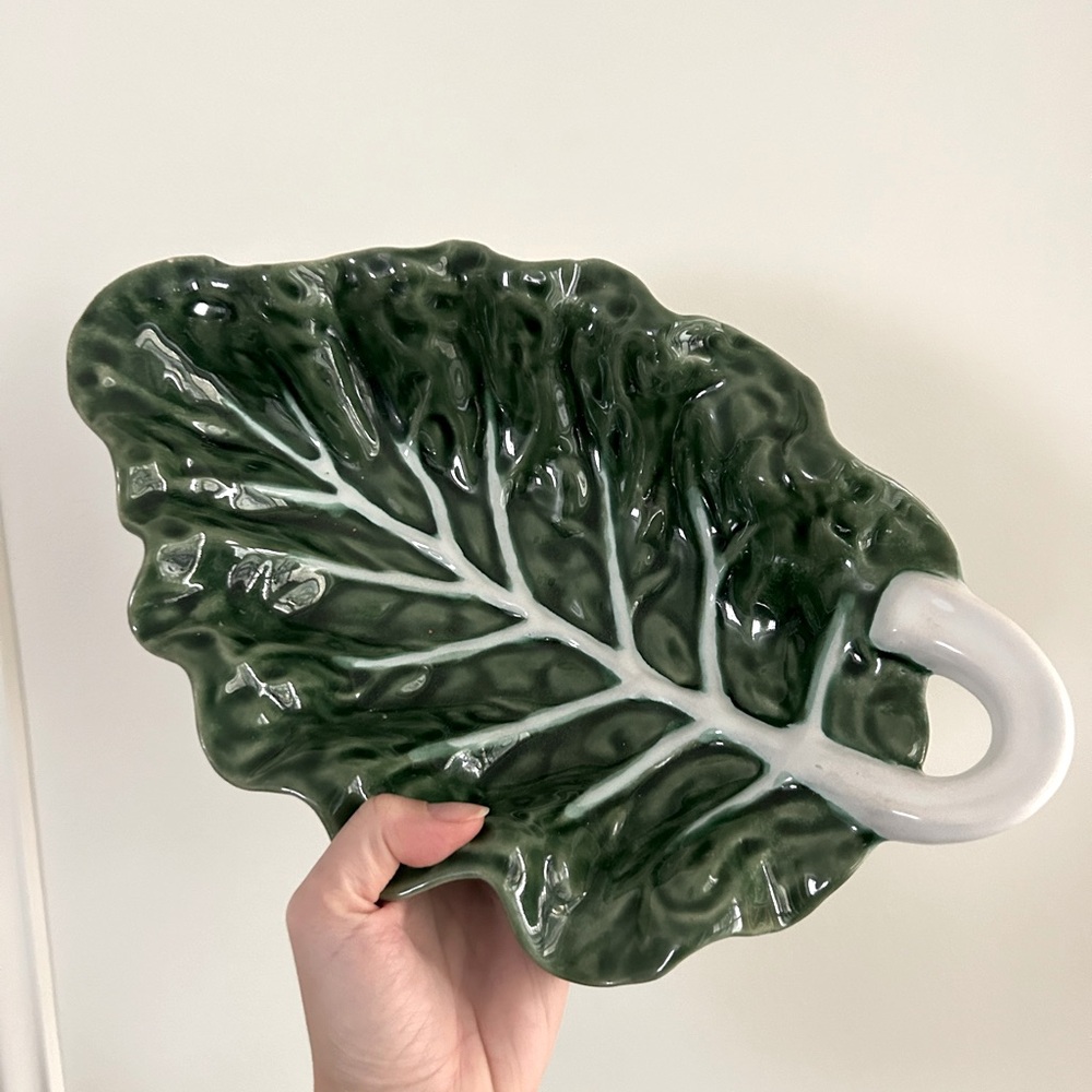 Vintage Ceramic Bordallo Pinheiro Cabbage
Leaf Salad Bowl, Portugal 60s